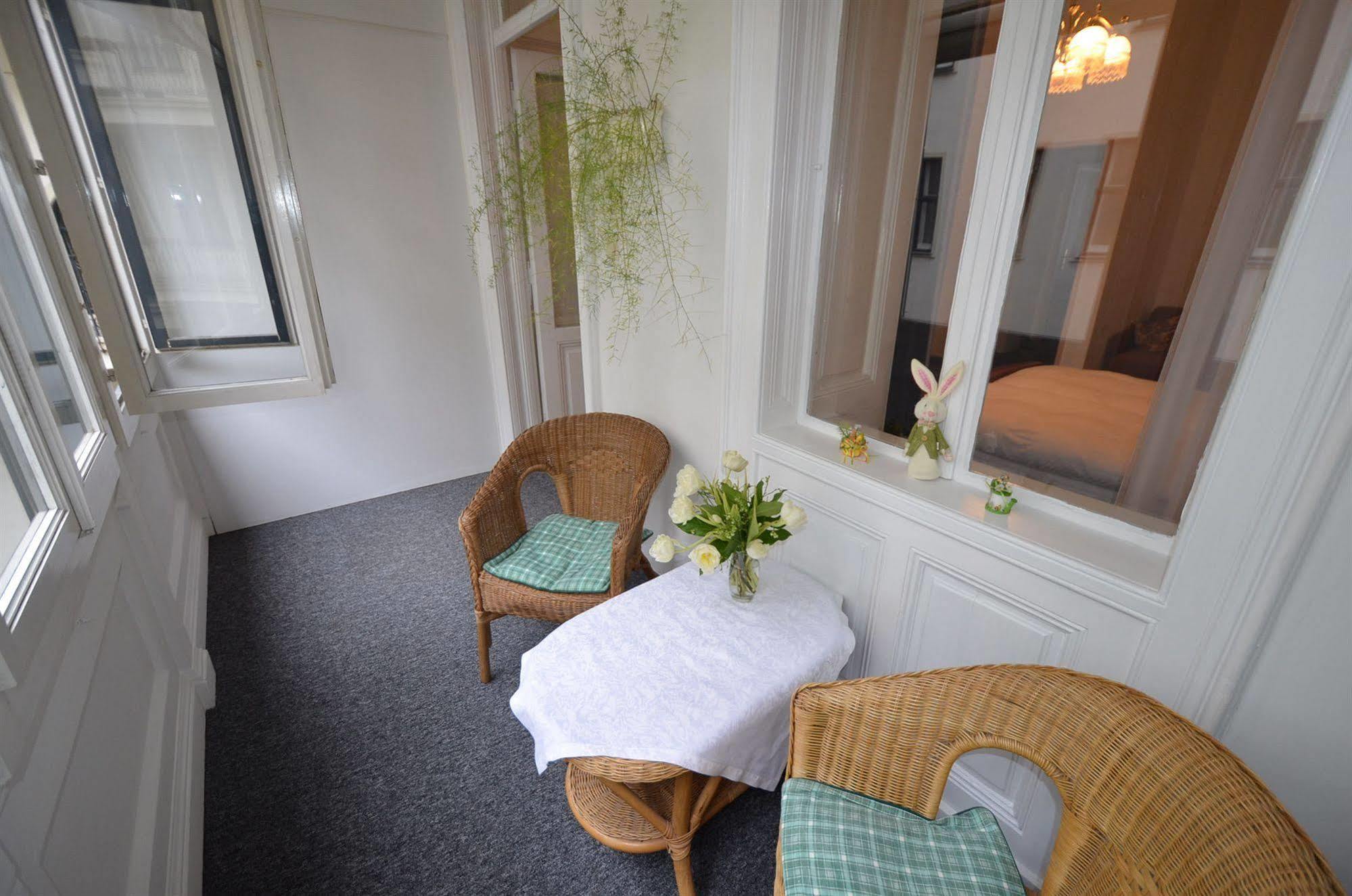 Hotel Pension Lumes - Self Check In Viena Exterior foto